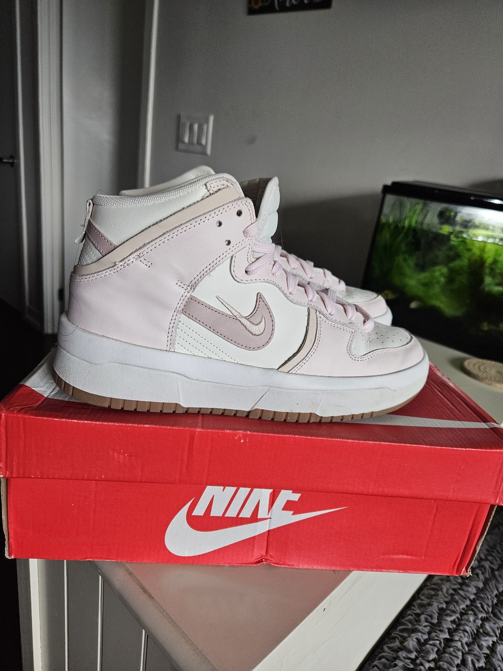 Sail Pink Oxford NIKE Dunk High Up Womens US Size 9